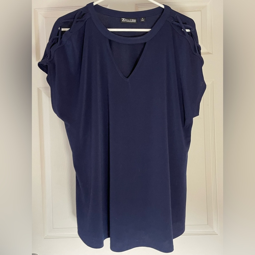 7th Avenue Design Studio, New York & Co. XL, Dark Blue.